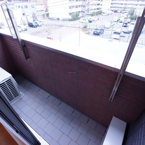 バルコニー 南向き。陽当たり良好