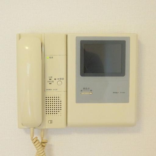 TVモニター付インターホン 不審者の侵入を未然に防ぐTVモニター付インターホンです